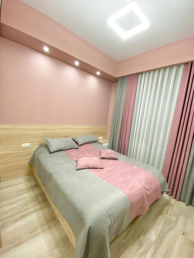 יירבאן Luxury Apartment, New Building, Centre מראה חיצוני תמונה