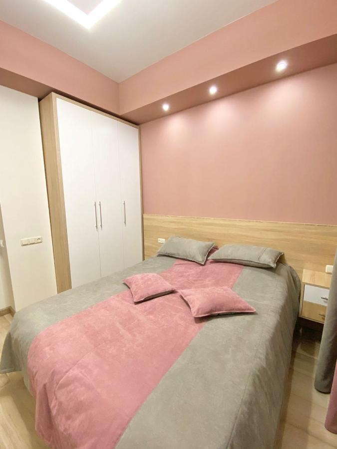 יירבאן Luxury Apartment, New Building, Centre מראה חיצוני תמונה