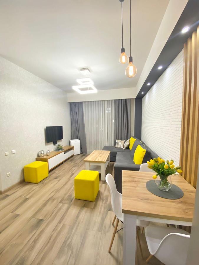 יירבאן Luxury Apartment, New Building, Centre מראה חיצוני תמונה