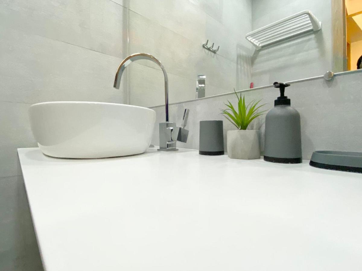 יירבאן Luxury Apartment, New Building, Centre מראה חיצוני תמונה