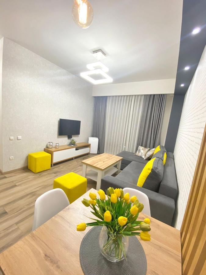 יירבאן Luxury Apartment, New Building, Centre מראה חיצוני תמונה